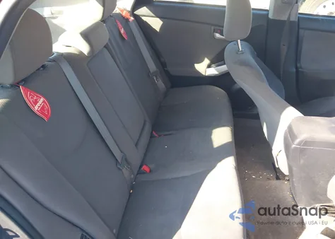 2014 Toyota Prius Three z USA, uszkodzony, nr VIN JTDKN3DU4E0390536